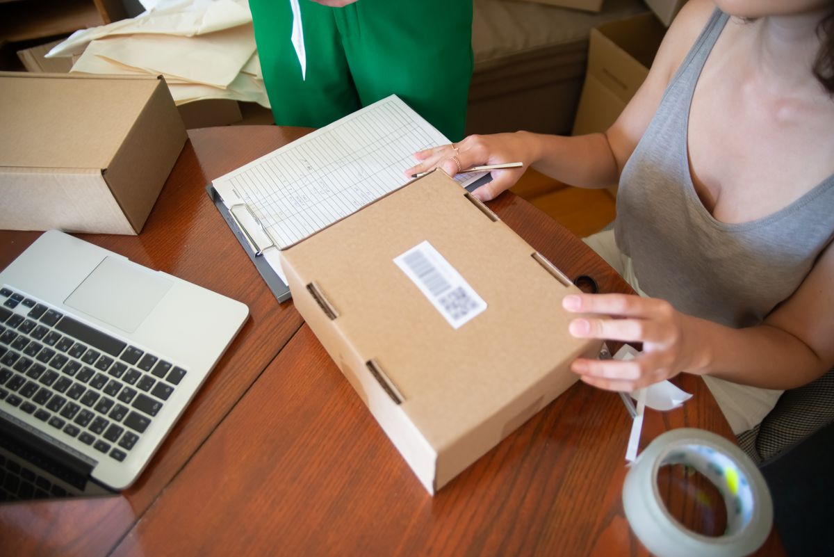 Business owners preparing orders together